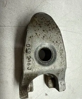 Audi A6 S6 C7 4G Fuel Injector clamp holder 059216J