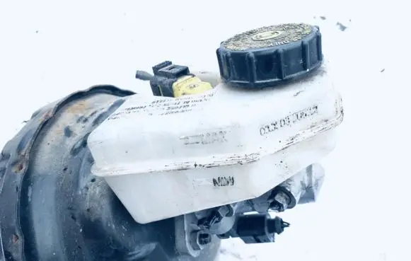 Seat Ibiza IV (6J,6P) Master brake cylinder 03350890632 03350890641