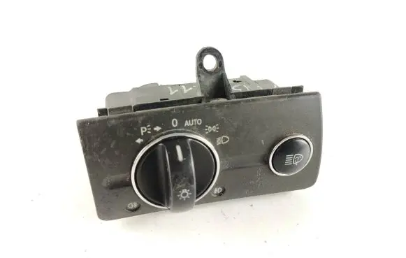 Mercedes-Benz E W211 Light switch 2115450104 04056000 7241Q04