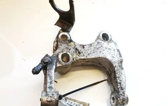 Honda Jazz Engine mounting bracket saa98
