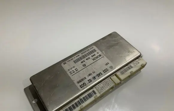 Mercedes-Benz E W211 ESP (stability system) control unit 0335454132 DKEC30030858 0265109516
