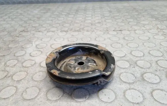 BMW X3 E83 Coil spring mount 6759452
