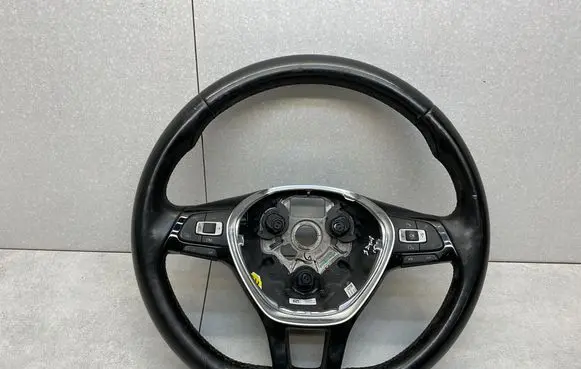Volkswagen Jetta VI Steering wheel 5C0419091BL