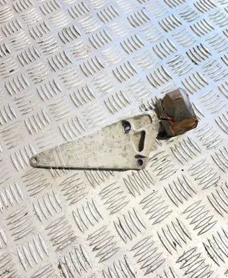 Audi A4 S4 B7 8E 8H Engine mounting bracket 8E0199343J