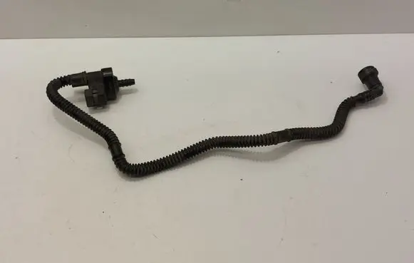 Volkswagen Jetta VI Vacuum valve 04E906517