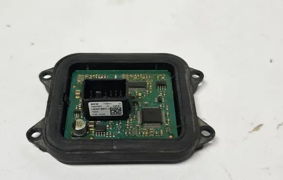 BMW 3 E90 E91 Headlight ballast module Xenon 7189311 532294603