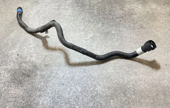 Tesla Model 3 Engine coolant pipe/hose 150472100