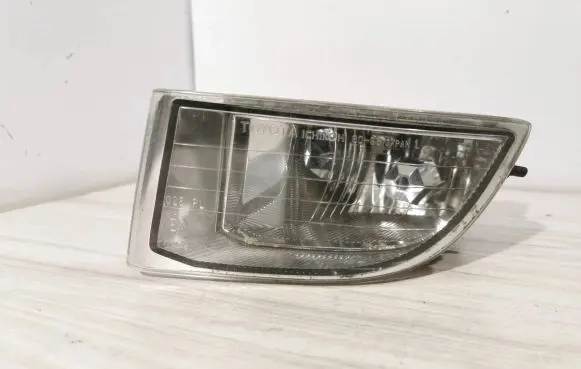 Toyota Land Cruiser (J120) Front fog light