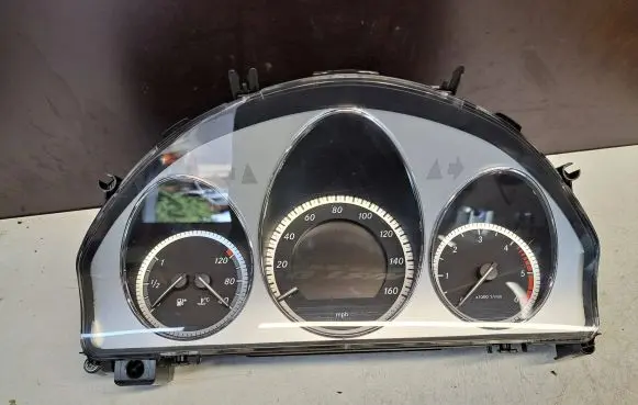 Mercedes-Benz C W204 Speedometer (instrument cluster) A2C53369459