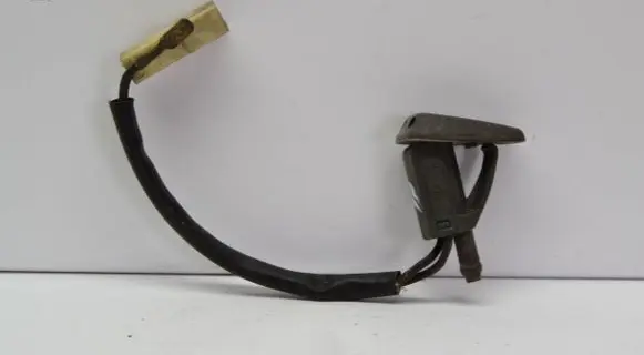 Mercedes-Benz E W124 Windshield washer spray nozzle A1248600647 1248600647