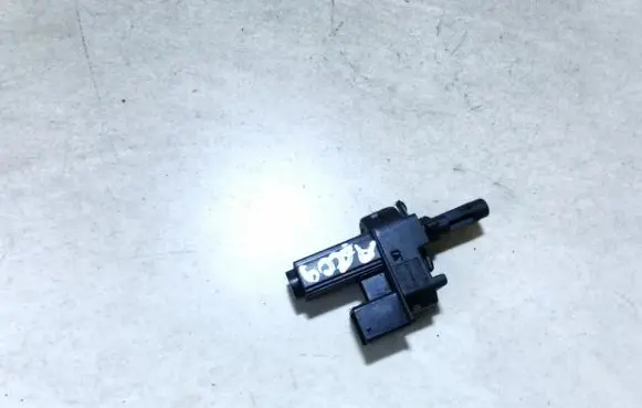 Clutch pedal sensor