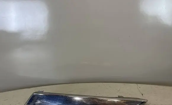 Volvo V70 Front bumper splitter molding 31323986
