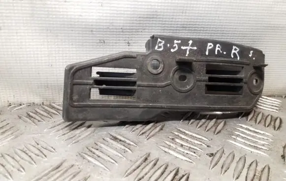 Volkswagen PASSAT B5 Front bumper mounting bracket 3B0807184E