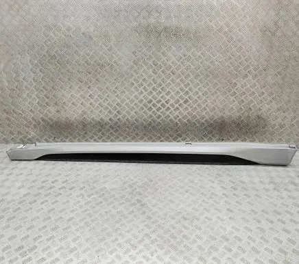 BMW iX1 Sill 5A01681