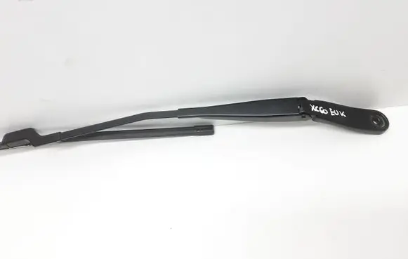 Volvo XC60 Front wiper blade arm 30753525