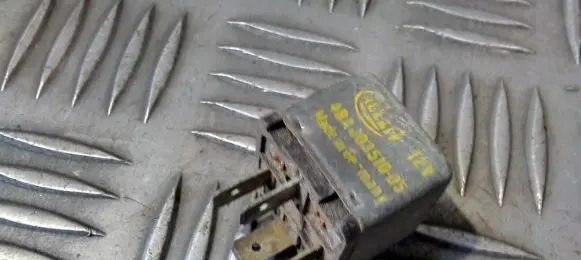 BMW 5 E28 Other relay 4RA00351005 4RA003510-05