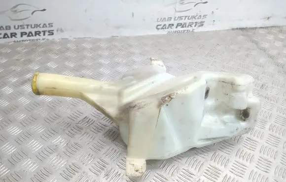 Saab 9-5 Windshield washer fluid reservoir/tank 
