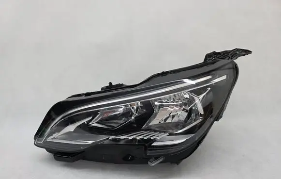 Peugeot 3008 II Headlight/headlamp 9810478180