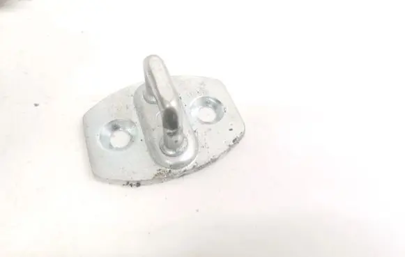 Toyota Corolla Verso AR10 Front door lock loop/hook striker 