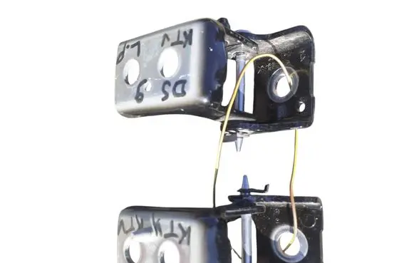 DS Automobiles 9 Front door hinge set 