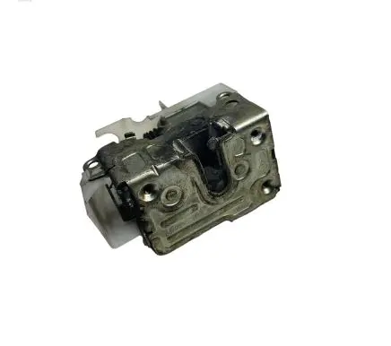 Renault Clio II Rear door lock