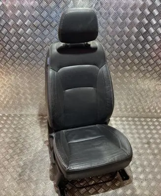 Suzuki SX4 S-Cross Front passenger seat PK19411
