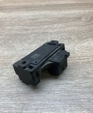 Opel Astra F Air pressure sensor 8767127