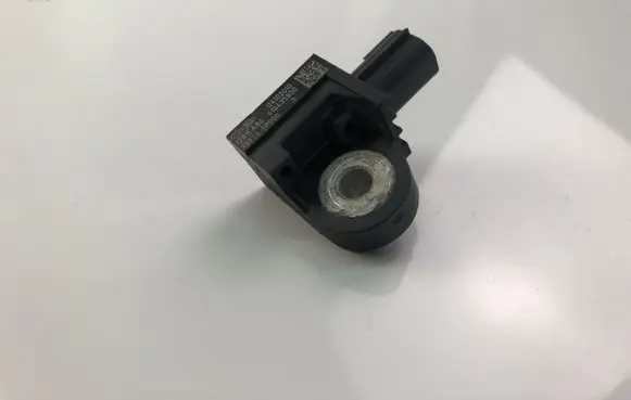 KIA Sorento Airbag deployment crash/impact sensor 959302P000