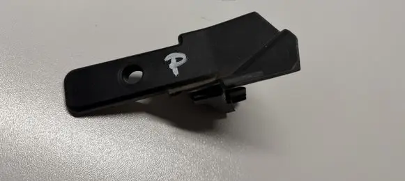 KIA Rio Headlight/headlamp mounting bracket 92160H8200