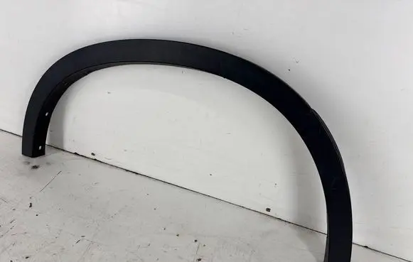 BMW X1 F48 F49 Rear arch trim 7332340 51777332340