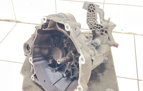 Volkswagen Up Manual 5 speed gearbox NZE 100016484