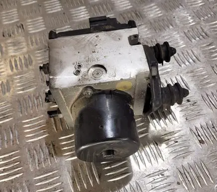 Volkswagen PASSAT B6 ABS Pump 3C0614095M