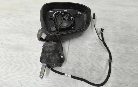 Front door electric wing mirror