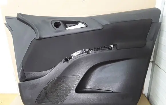 Opel Meriva B Front door card panel trim 466229783 PJZ466229783