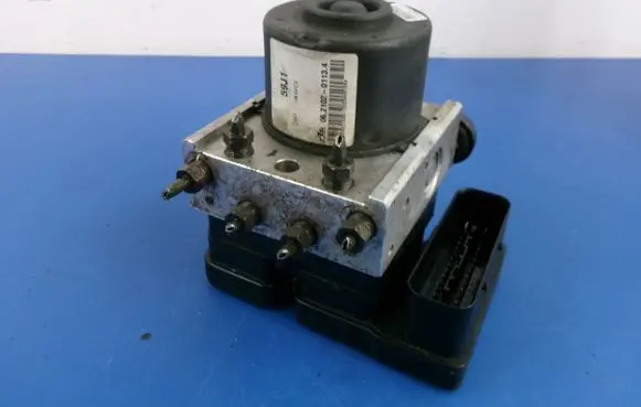 Suzuki Liana ABS Pump