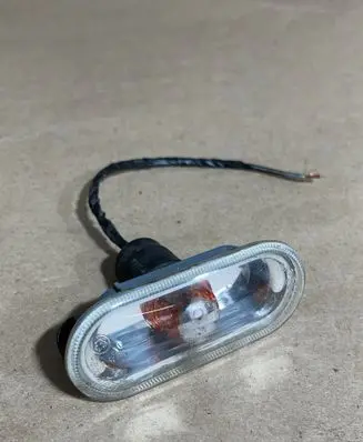 Volkswagen Transporter - Caravelle T5 Front fender indicator light 7H0949117 0215660