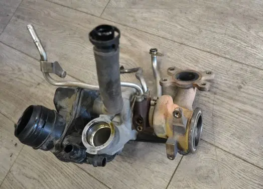 Volkswagen PASSAT B8 Turbo 05E145701K