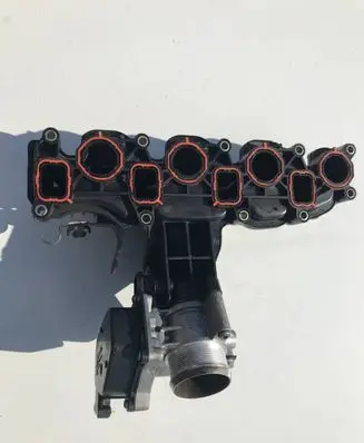 Volkswagen Beetle A5 Intake manifold 03L1471