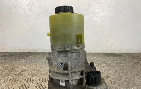 Opel Vivaro Electric power steering pump 491101208R A0039511D 93868479