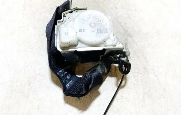 Middle seatbelt (rear)