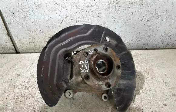 BMW X3 F25 Front wheel hub
