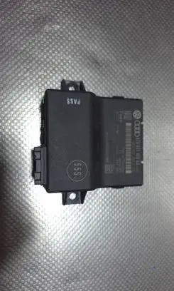 Audi A4 S4 B8 8K Gateway control module 8T0907468AA