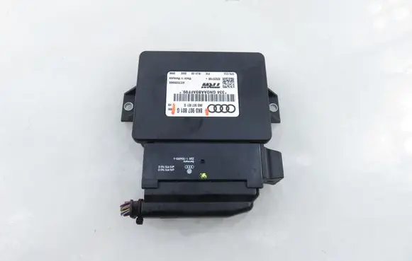 Audi A4 S4 B8 8K Hand brake control module 8K0907801G