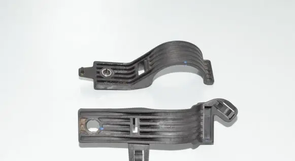 BMW 2 F45 Fuel filter bracket/mount holder 8591939 8591938 13328591939