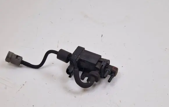 Citroen DS3 Turbo solenoid valve 9807396180 9642376 13091422140