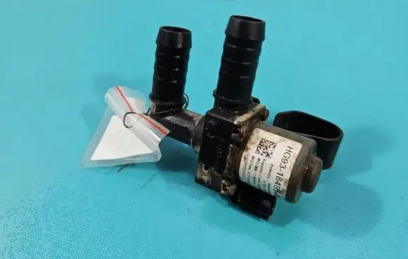 Ford Fusion II Coolant heater control valve HG9318495AC IMPRK1578701
