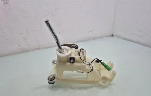 Gear shifter/selector