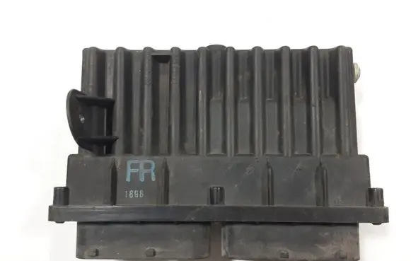 Opel Vectra B Fan control module 09131730