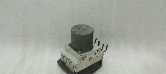 Mercedes-Benz CLS C219 ABS Pump A2114312312
