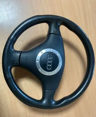 Audi TT Mk1 Steering wheel 8N0419091B 1013149930